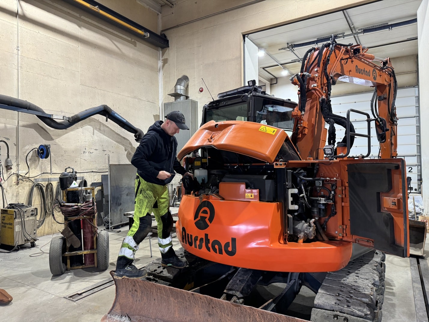 Møt: Aurstad Maskinutleige og verkstaden vår 4