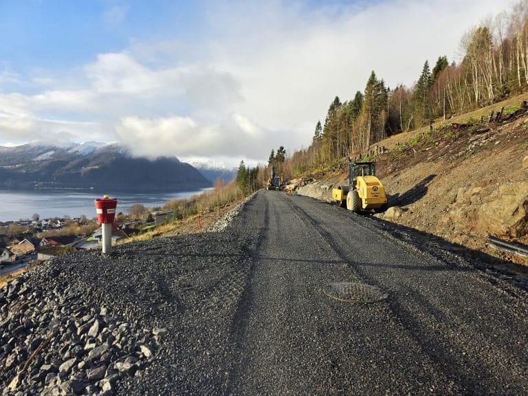 Urbakkfoten-prosjektet overlevert 5